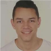 Clases online y presenciales de asignaturas de ADE, contabilidad, estaos financieros, matemáticas